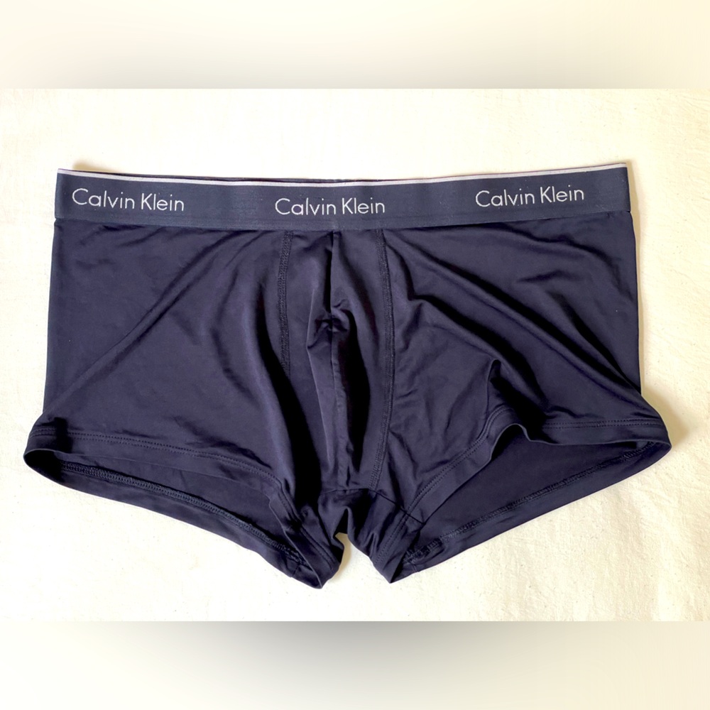 Calvin Klein men’s boxer size Large